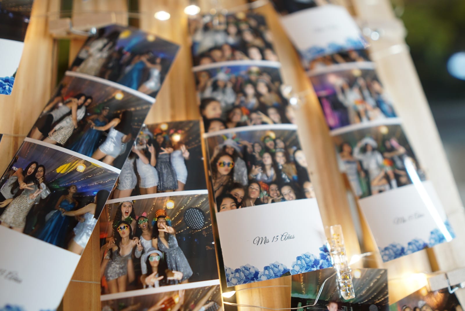 Lee más sobre el artículo Guía Completa: Cabinas de Fotos para Eventos en Bogotá y Medellín – Tipos, Precios y Cómo Elegir